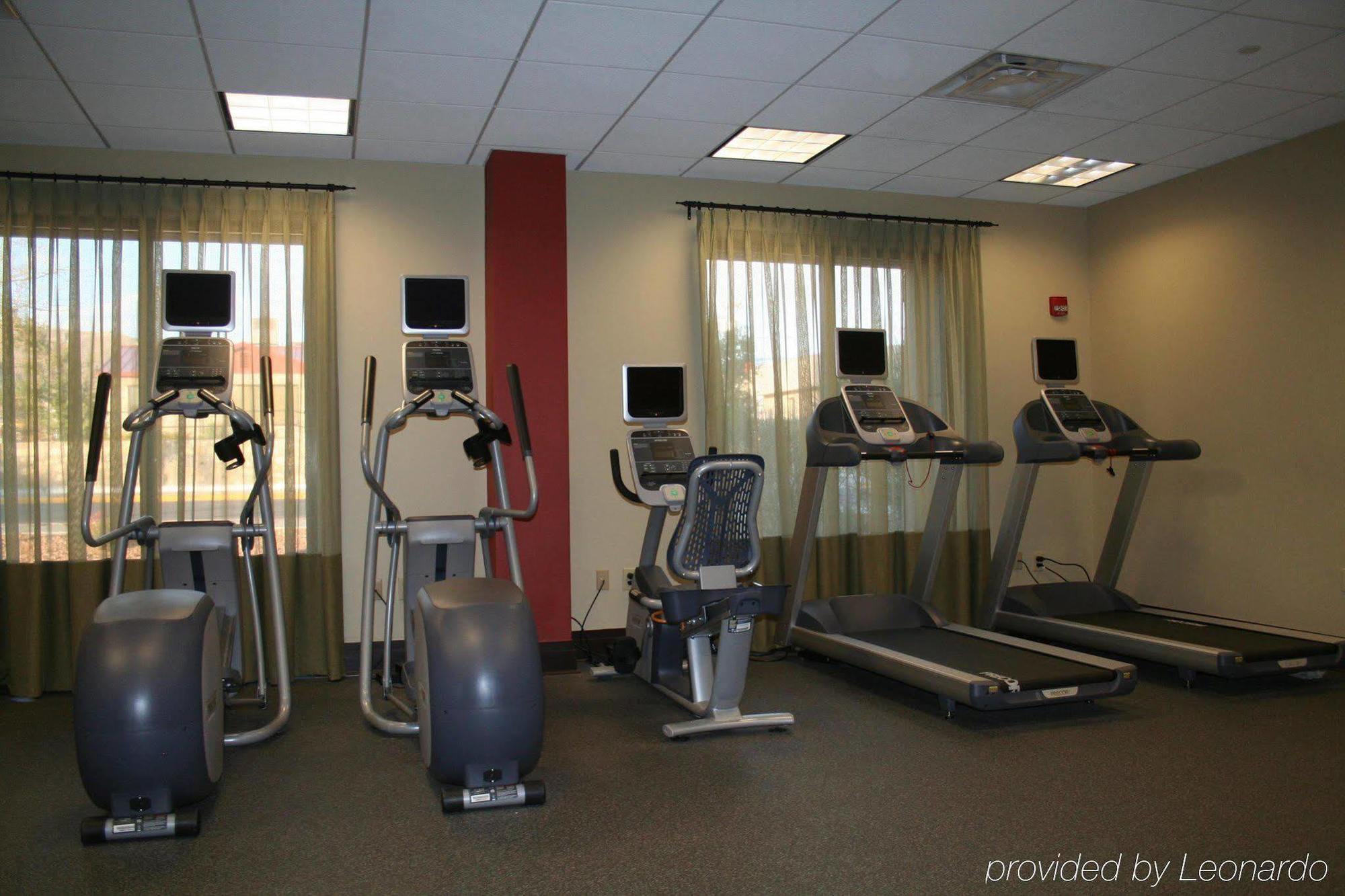 Hilton Garden Hotel 3*